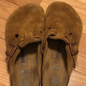 Birkenstock Bostons LIKE NEW